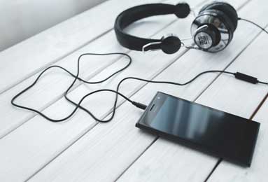 今日转会消息：皇马锁定凯塞多！切尔西巴萨加入超新星争夺战